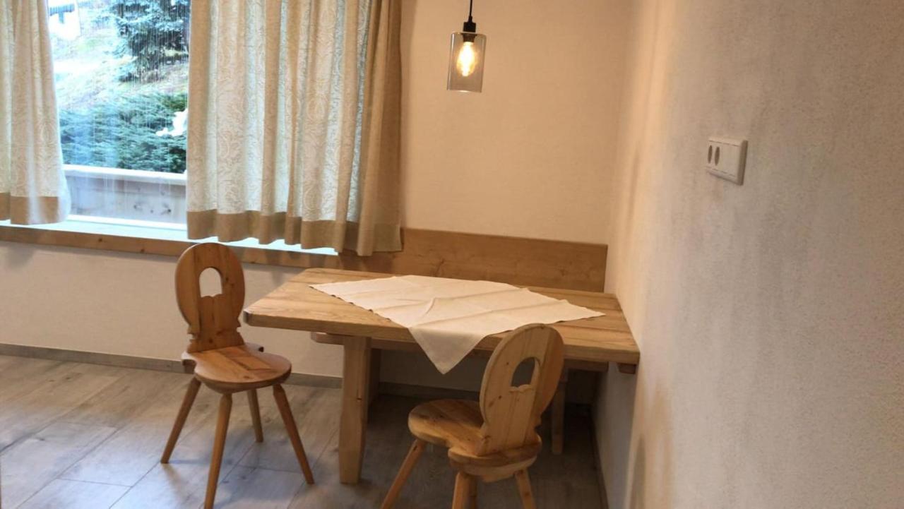 Birklstueberl Restaurant Und Appartement Seefeld in Tirol Eksteriør bilde